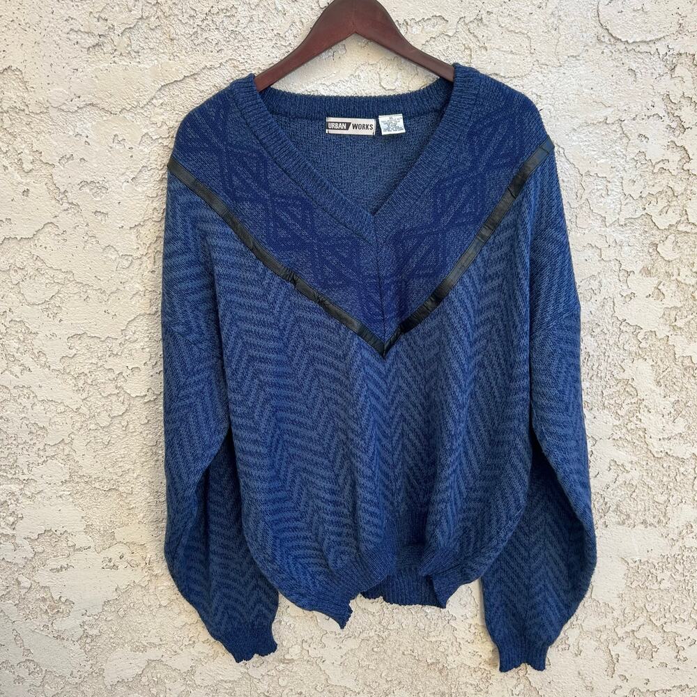 Vintage Urban Works V Neck Sweater Blue Leather Trim Size Mens XL